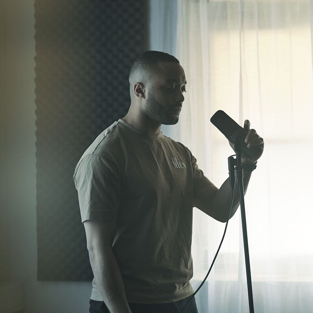 Erik Hagberg sjunger